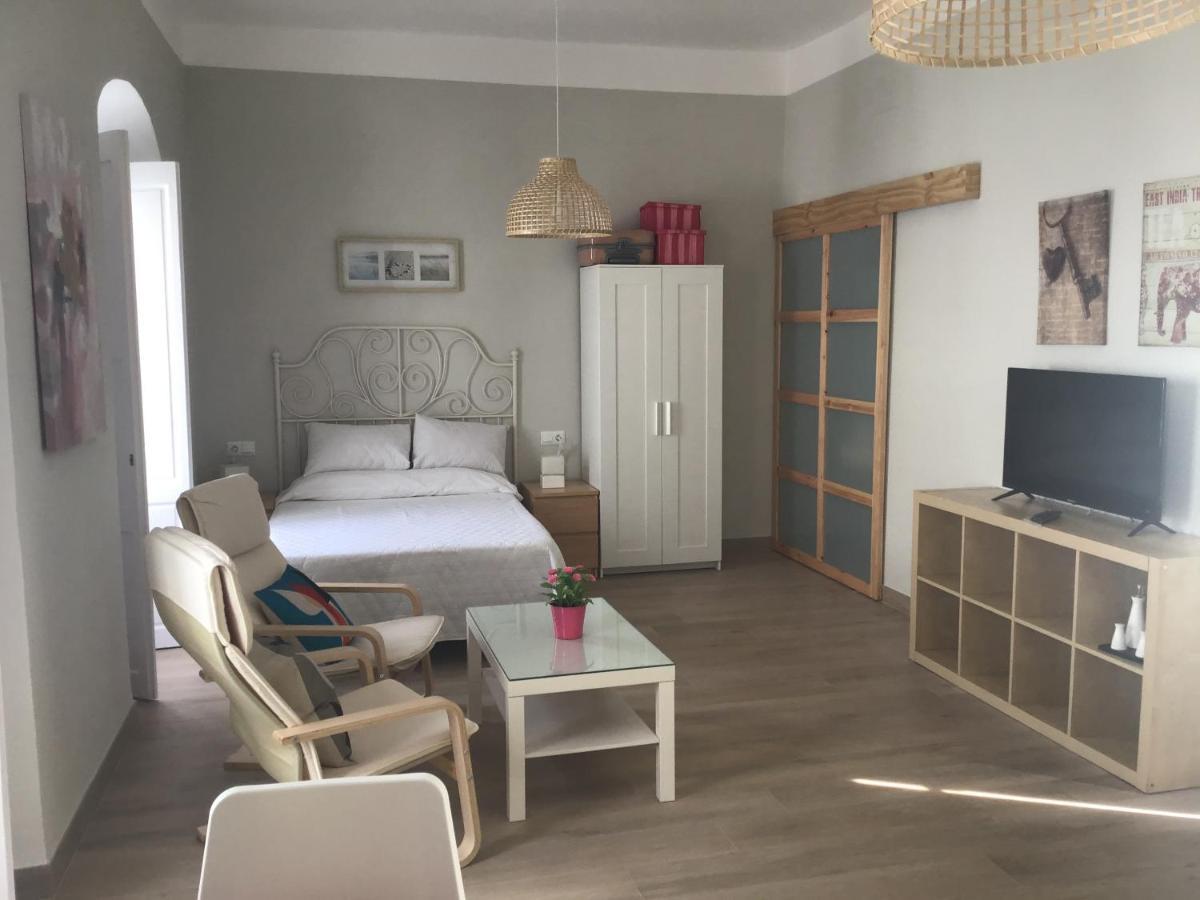 צ'יפיונה Apartamentos Turisticos Casa De Los Balcones מראה חיצוני תמונה