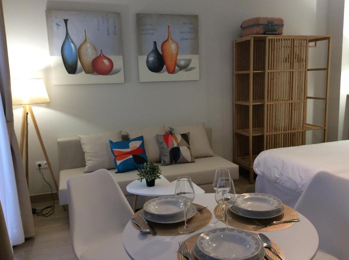 צ'יפיונה Apartamentos Turisticos Casa De Los Balcones מראה חיצוני תמונה