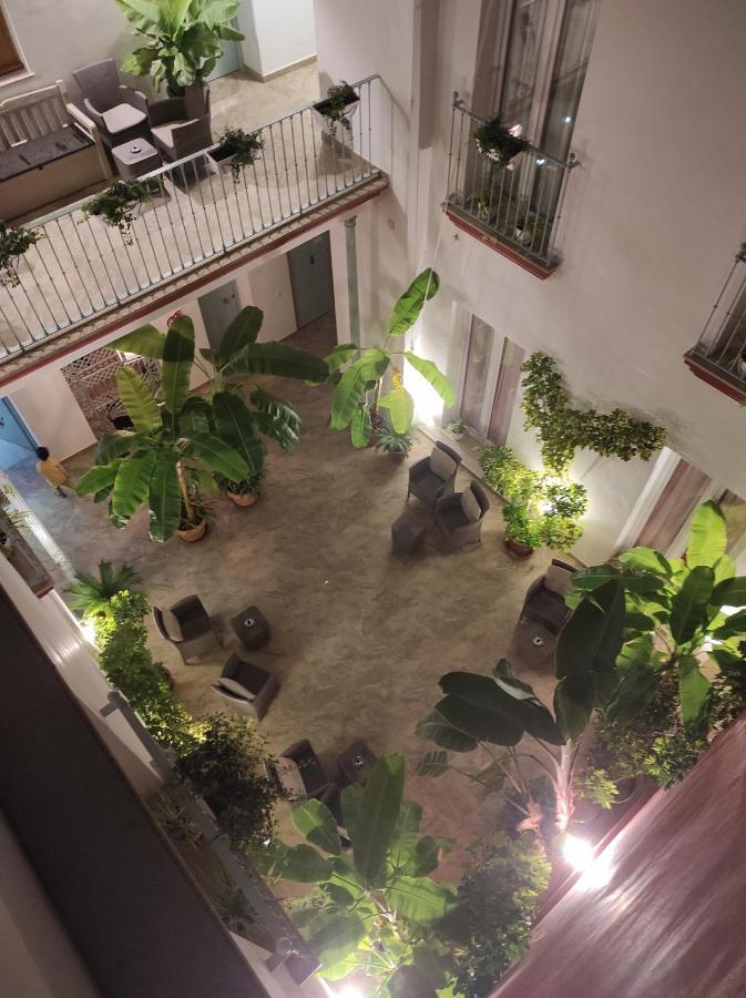צ'יפיונה Apartamentos Turisticos Casa De Los Balcones מראה חיצוני תמונה