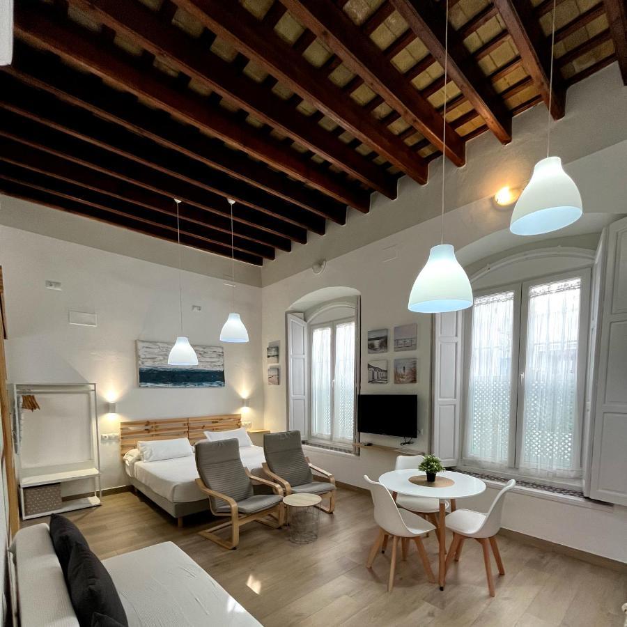 צ'יפיונה Apartamentos Turisticos Casa De Los Balcones מראה חיצוני תמונה
