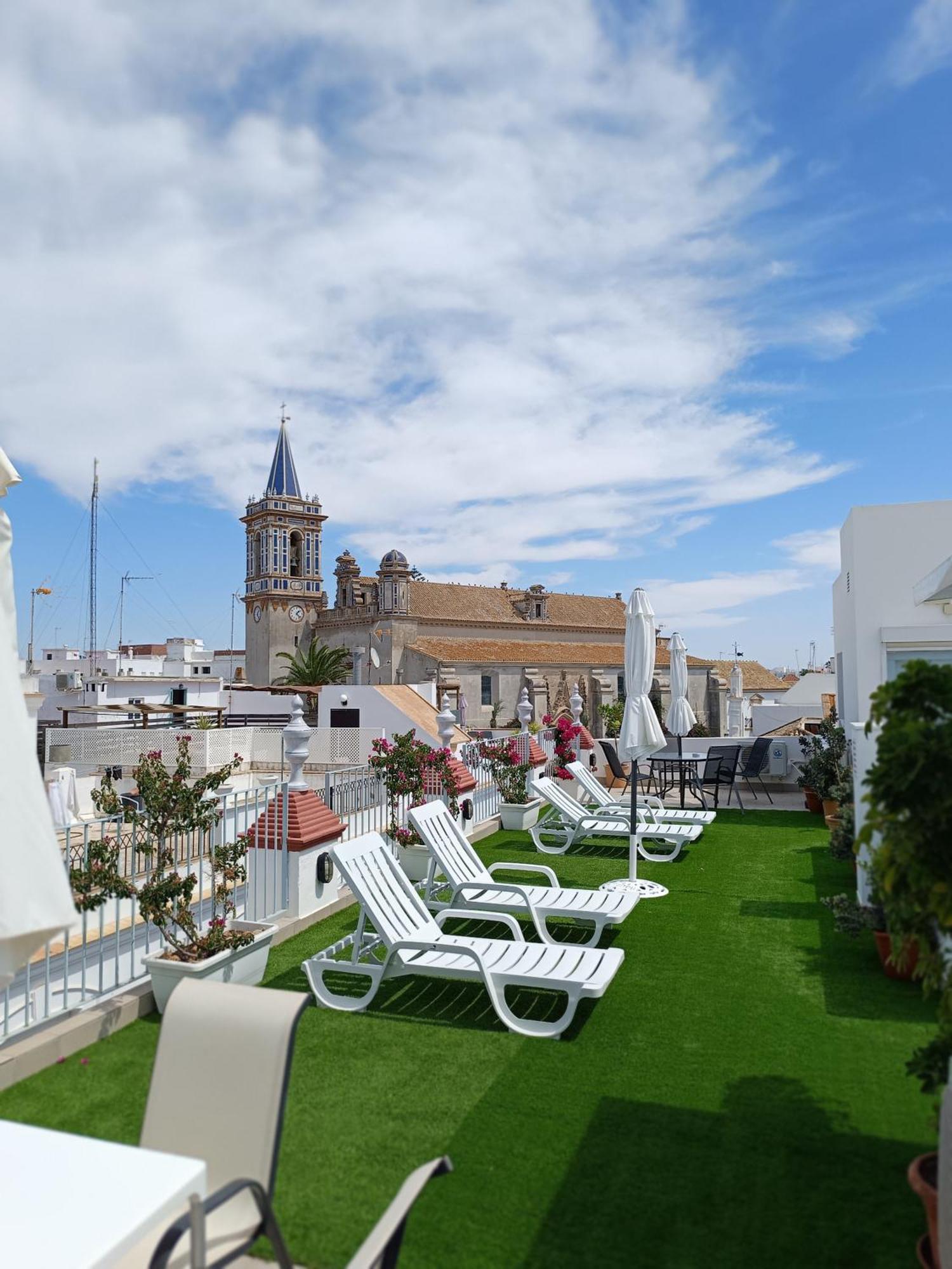 צ'יפיונה Apartamentos Turisticos Casa De Los Balcones מראה חיצוני תמונה