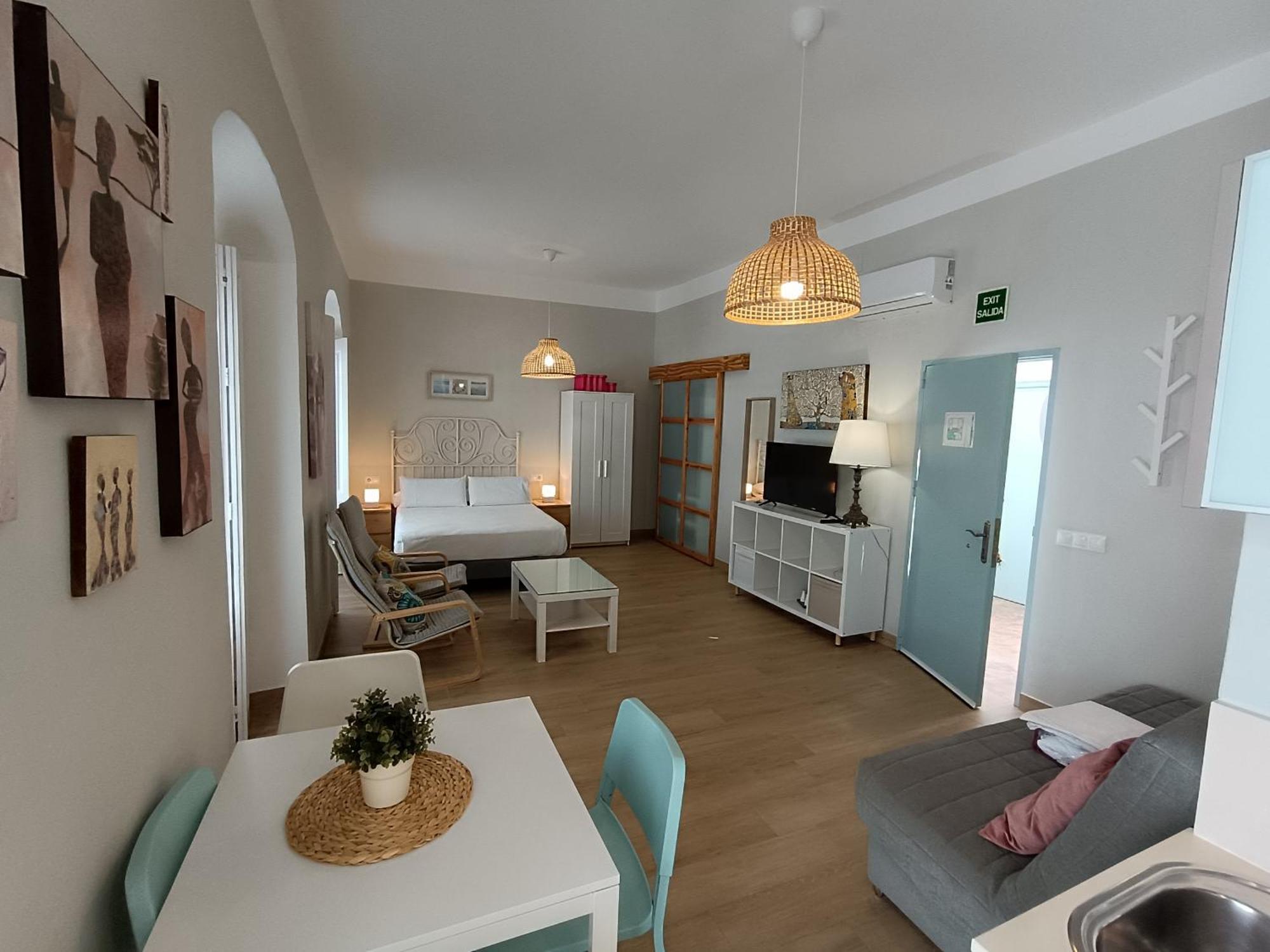צ'יפיונה Apartamentos Turisticos Casa De Los Balcones מראה חיצוני תמונה